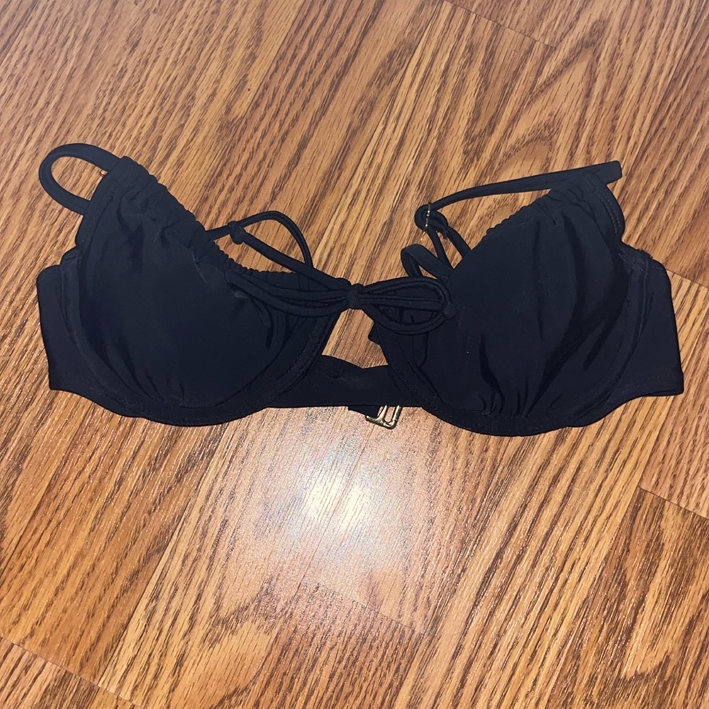 Black bikini top with bra pads
